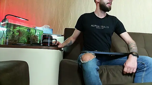 JamieNoxus online show from March 12, 2025, 5:46 am