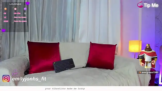 Emylyjonhs online show from May 15, 2026, 8:29 pm