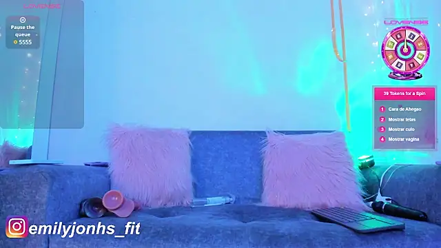 Emylyjonhs online show from March 11, 2025, 12:00 am