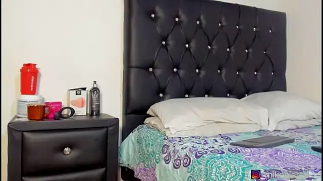 Snapshot of mikeblaree chatting on March 1, 2026, 4:18 pm mikeblaree online show from March 1, 2026, 4:18 pm