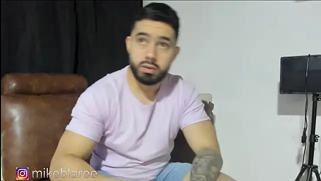 mikeblaree online show from November 17, 2025, 4:55 pm