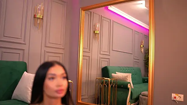 SashaFerrera online show from March 18, 2025, 1:35 am