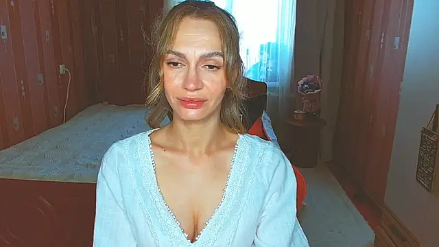 Lady Sunshine  online show from August 5, 2026, 4:17 am