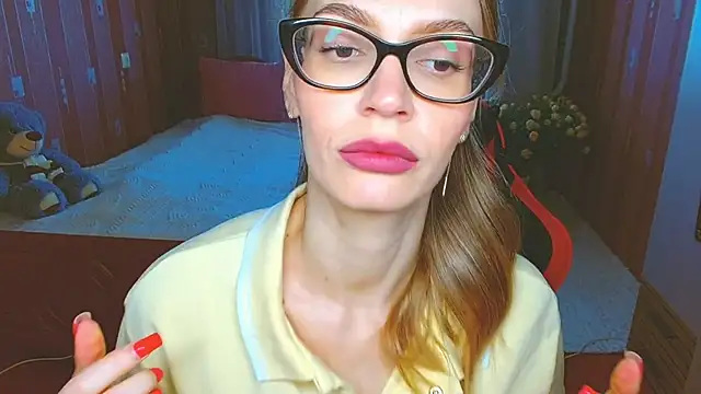Snapshot of Lady_Sunshine_ chatting on June 17, 2026, 6:35 am Lady Sunshine online show from June 17, 2026, 6:35 am