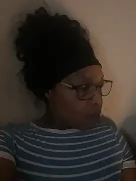 Snapshot of PregnantEbonyGoddess chatting on January 9, 2026, 1:51 pm PregnantEbonyGoddess online show from January 9, 2026, 1:51 pm