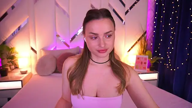 Snapshot of LindsieGreyy chatting on March 12, 2026, 7:23 am LindsieGreyy online show from March 12, 2026, 7:23 am