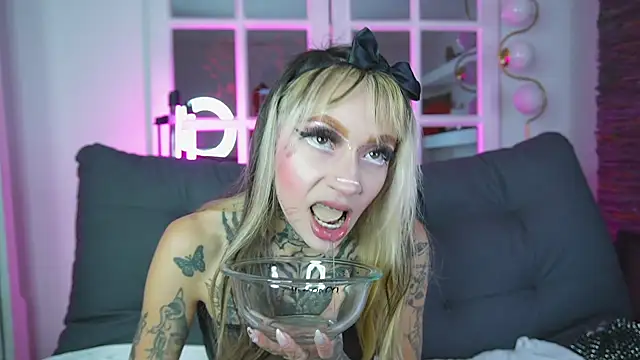 miss   angel online show from July 28, 2026, 11:07 am