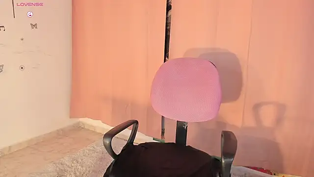 Nataylayla online show from September 9, 2025, 10:30 pm