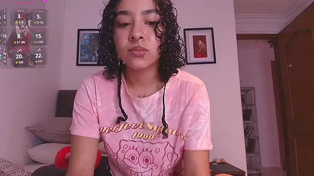 Snapshot of Dhalila_ chatting on March 9, 2026, 9:07 pm Dhalila online show from March 9, 2026, 9:07 pm