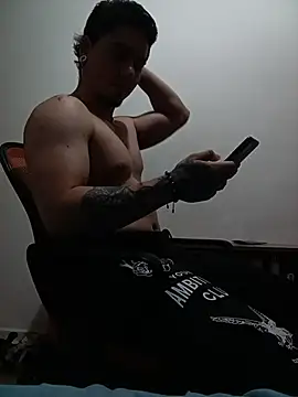 Logan Roy18 online show from February 5, 2026, 6:31 am