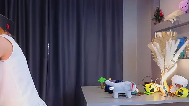 Hisoka akerley online show from February 28, 2025, 6:21 am