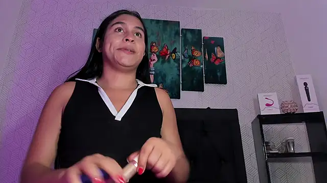 Selena fox7 online show from October 7, 2025, 3:18 am