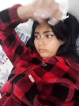 CHLOE ISABELL online show from March 13, 2025, 10:32 pm