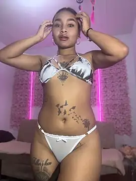 Lynda Bonnie online show from June 10, 2026, 2:07 pm