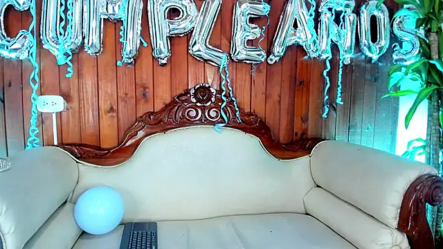 Lynda Bonnie online show from September 28, 2025, 2:13 pm