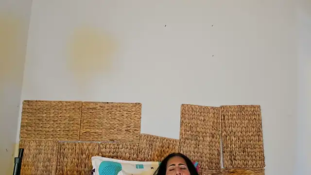 Jackiehmilf52 online show from June 15, 2026, 1:17 am