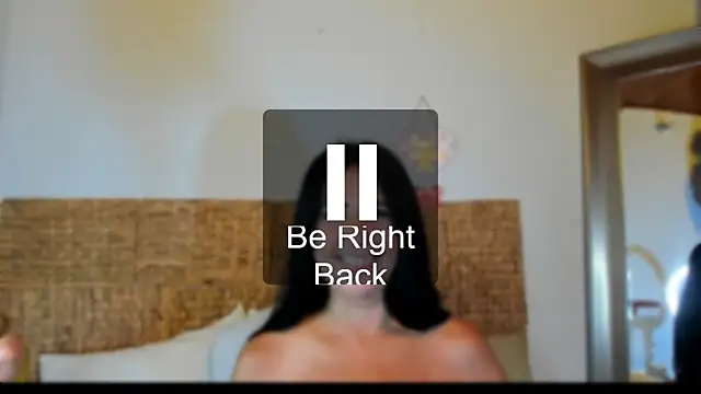 Jackiehmilf52 online show from February 14, 2026, 2:23 am