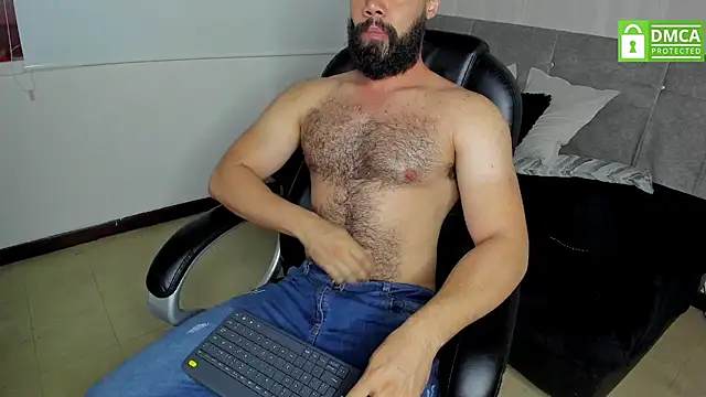 Luke Diaz7 online show from September 20, 2025, 12:32 pm