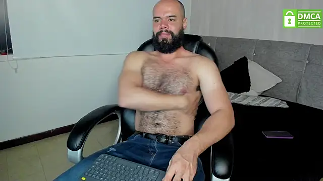 Luke Diaz7 online show from September 19, 2025, 3:32 am