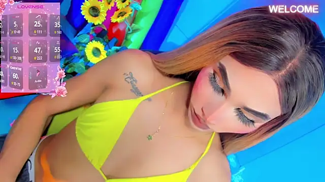 emelly horny  online show from October 15, 2025, 6:16 pm