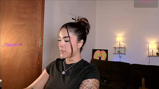 Maryybellax online show from June 24, 2026, 9:56 pm