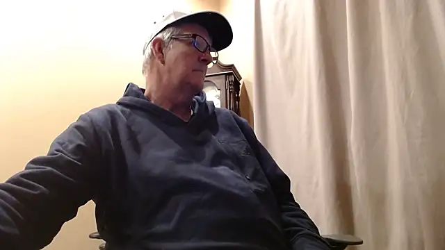 olderandwiser2 online show from February 20, 2025, 2:51 am