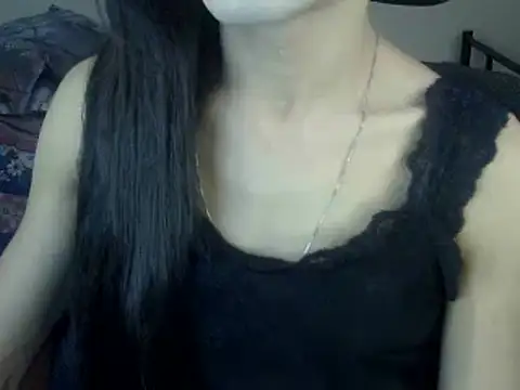 YourCDBitch online show from September 19, 2025, 8:35 pm