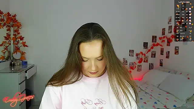 EmilyxxGraces online show from October 1, 2025, 7:07 pm