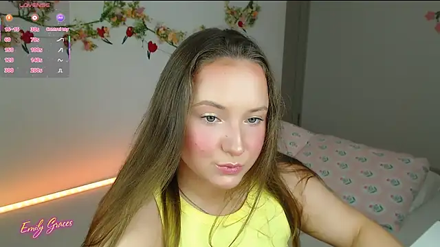 EmilyxxGraces online show from May 26, 2026, 12:53 am
