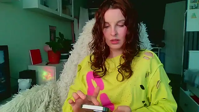 MollyBer online show from July 19, 2026, 4:37 pm