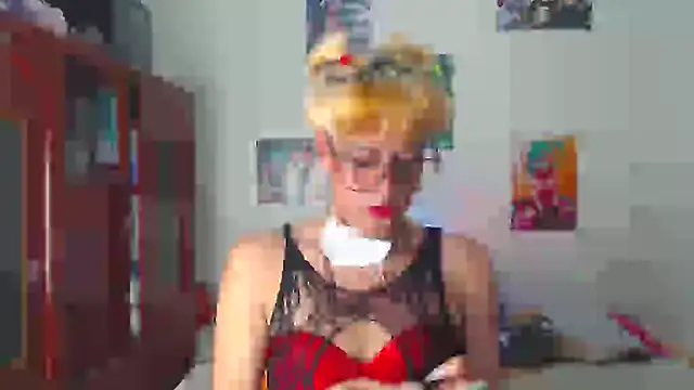 mchissexx online show from December 16, 2025, 7:18 pm