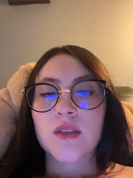 ValentinaOrtiz3 online show from June 29, 2026, 2:51 am