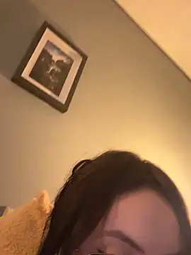 ValentinaOrtiz3 online show from July 2, 2026, 3:23 am