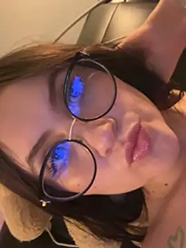 ValentinaOrtiz3 online show from July 29, 2026, 3:28 am