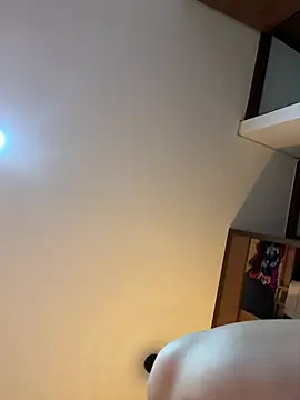 Snapshot of ValentinaOrtiz3 chatting on April 9, 2026, 1:29 am ValentinaOrtiz3 online show from April 9, 2026, 1:29 am