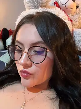 Snapshot of ValentinaOrtiz3 chatting on March 5, 2026, 2:19 am ValentinaOrtiz3 online show from March 5, 2026, 2:19 am