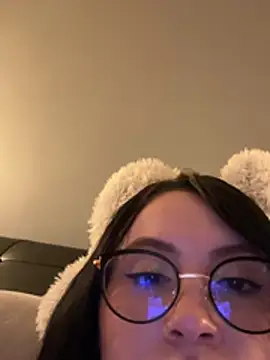 Snapshot of ValentinaOrtiz3 chatting on March 3, 2026, 2:29 am ValentinaOrtiz3 online show from March 3, 2026, 2:29 am