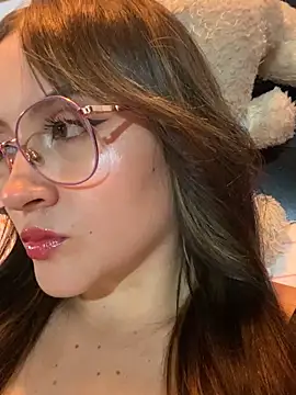 ValentinaOrtiz3 online show from February 26, 2025, 2:41 am