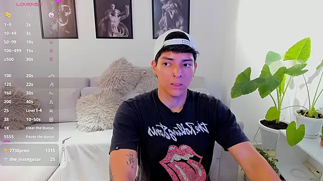  JacobMiller   online show from February 26, 2025, 12:20 am