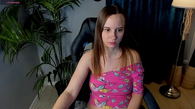 Lika 0ne online show from March 21, 2025, 12:28 pm