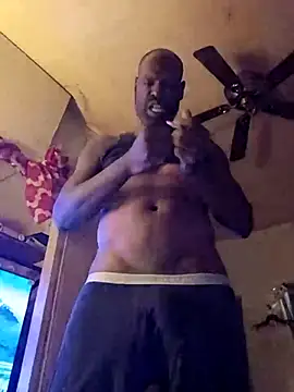 birdg online show from December 2, 2025, 5:36 pm