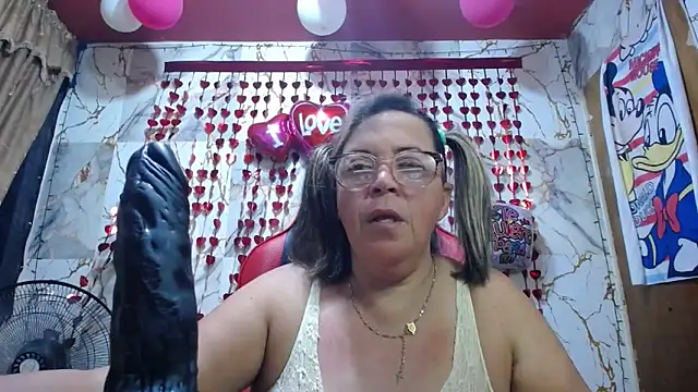 Snapshot of alina_maturehot chatting on February 15, 2026, 6:47 am alina maturehot online show from February 15, 2026, 6:47 am