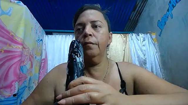 alina maturehot online show from August 2, 2026, 9:23 pm
