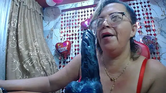 Snapshot of alina_maturehot chatting on February 12, 2026, 8:58 am alina maturehot online show from February 12, 2026, 8:58 am