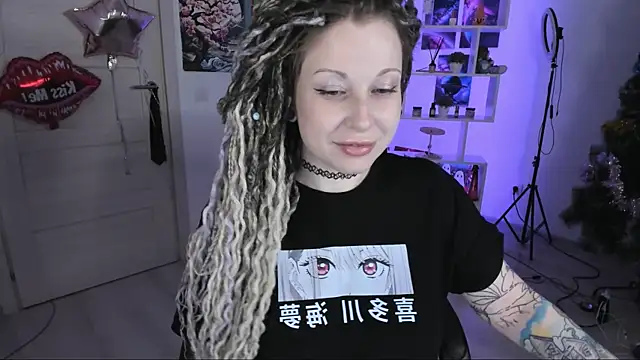 HoneySallyMoore online show from November 30, 2025, 4:19 pm