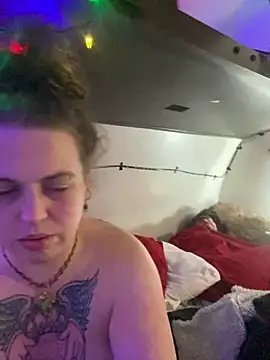 favoritestepsis online show from September 17, 2025, 3:14 pm