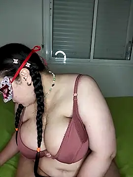 salma11125 online show from March 20, 2025, 10:40 pm