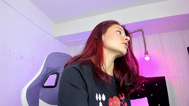 nicky angel1 online show from October 29, 2025, 6:40 pm