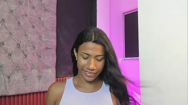 AntoniSantoss online show from February 12, 2026, 7:35 pm