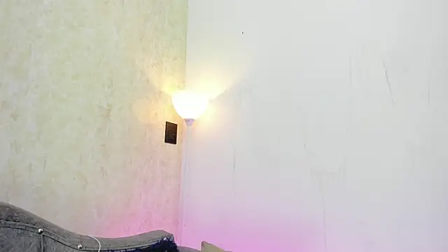 AntoniSantoss online show from June 11, 2026, 12:32 am